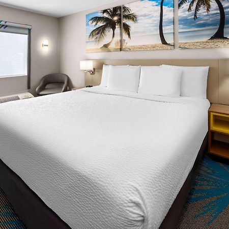 Days Inn By Wyndham Acworth Eksteriør billede