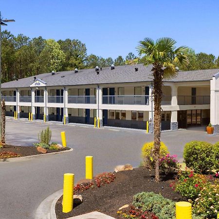 Days Inn By Wyndham Acworth Eksteriør billede