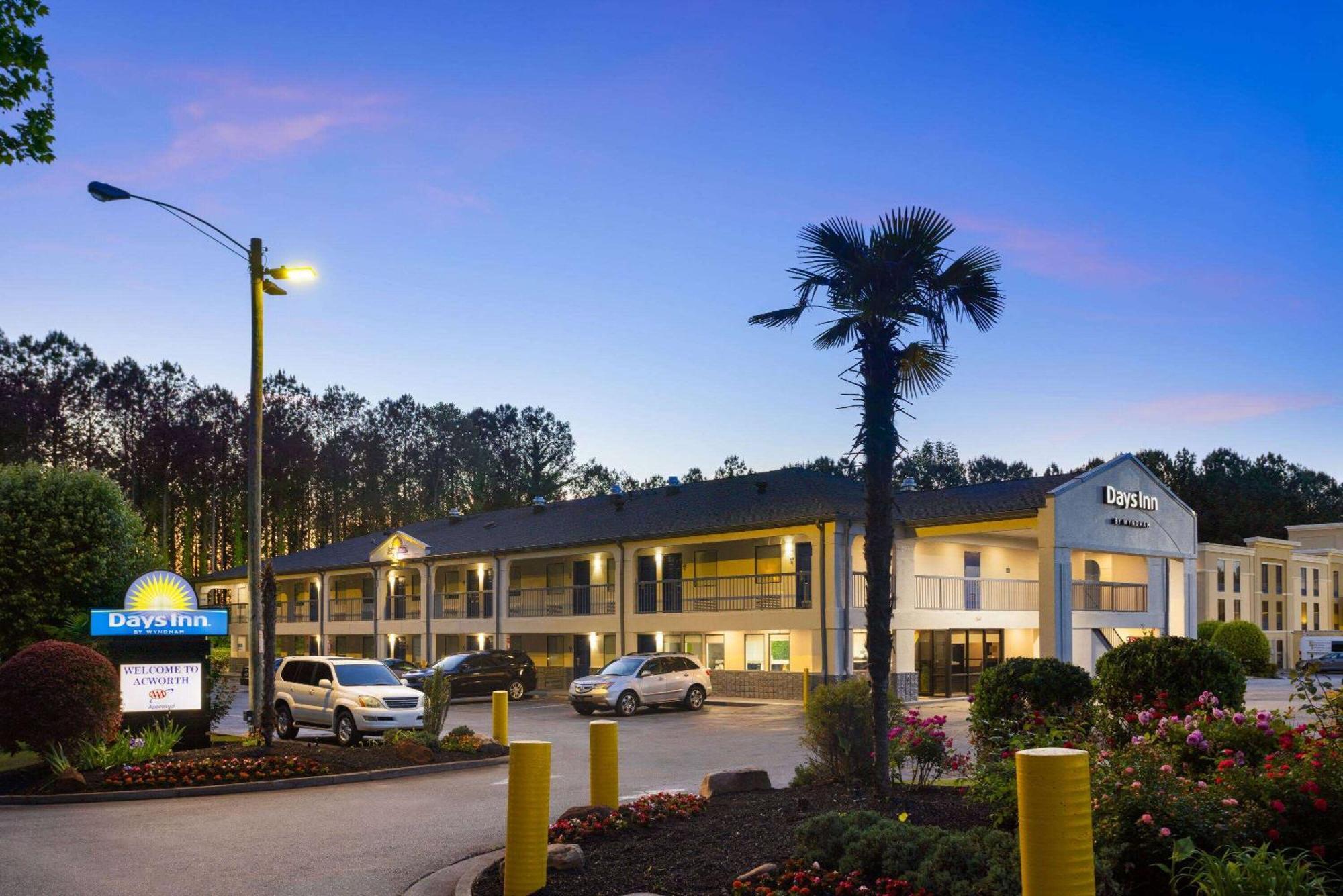Days Inn By Wyndham Acworth Eksteriør billede
